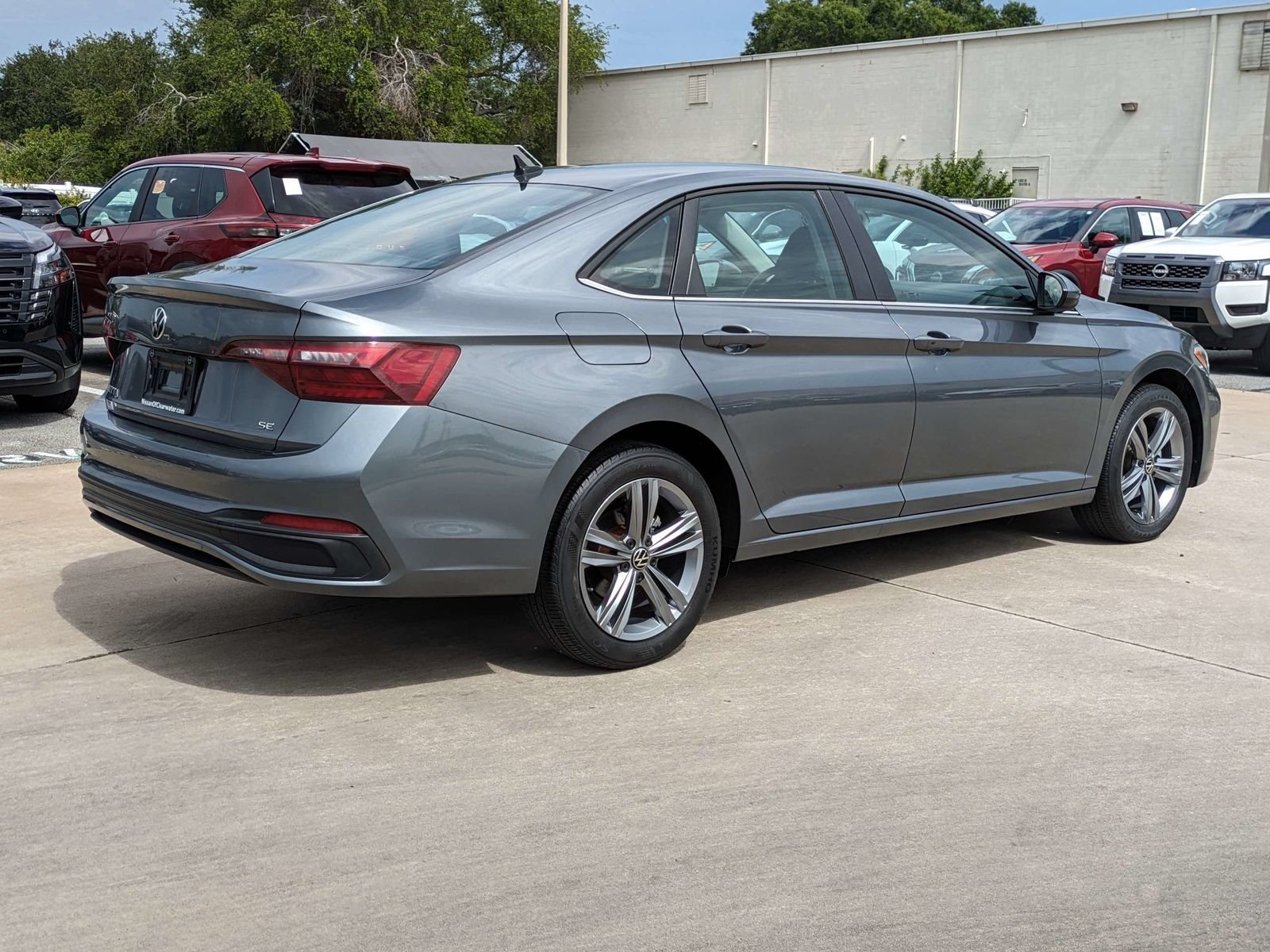 Used 2024 Gray Volkswagen 1.5T SE image 6