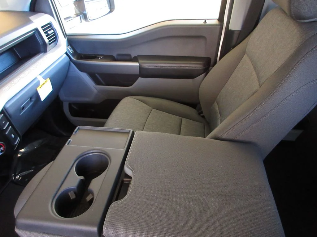 New 2026 Oxford White Ford XL image 24
