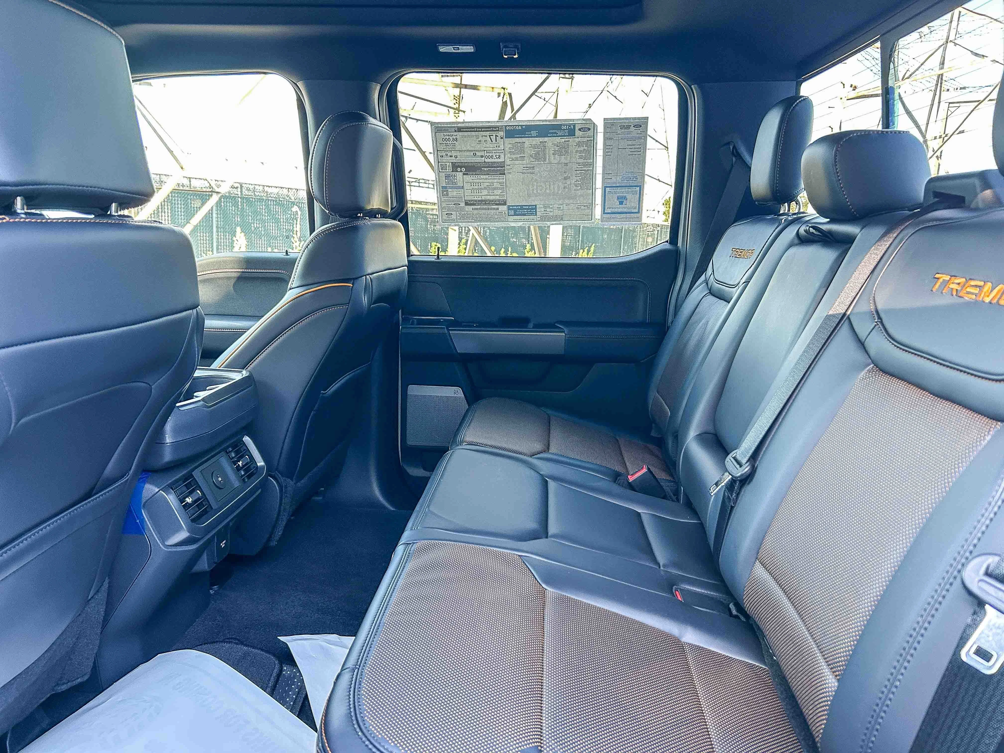 New 2026 Oxford White Ford Tremor® image 21