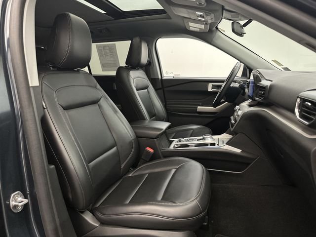 Used 2023 Blue Ford XLT image 30