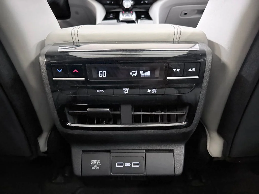 Used 2022  Acura Technology image 29