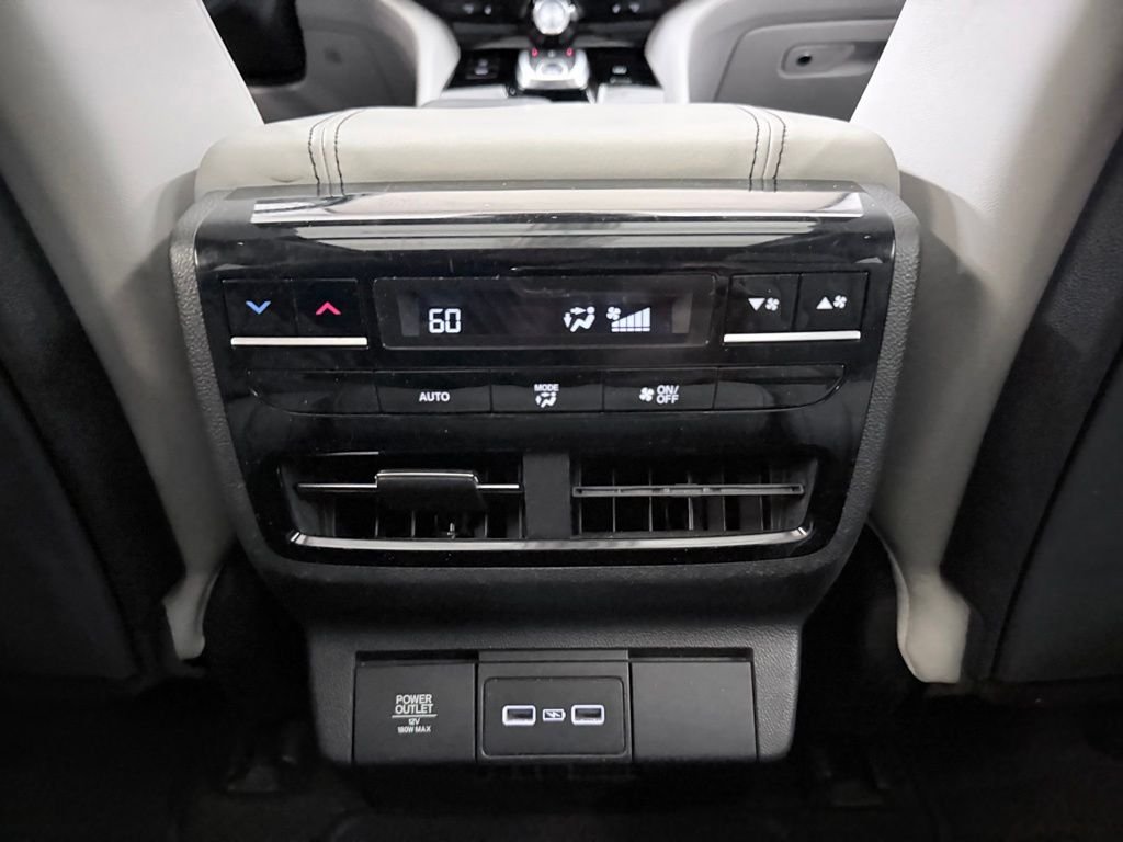 Used 2022  Acura Technology image 29