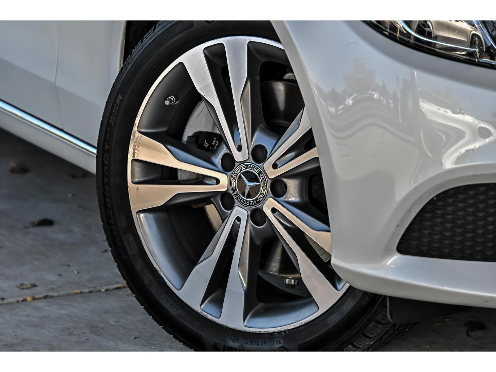 Used 2018 White Mercedes-Benz C 300 4MATIC® image 3