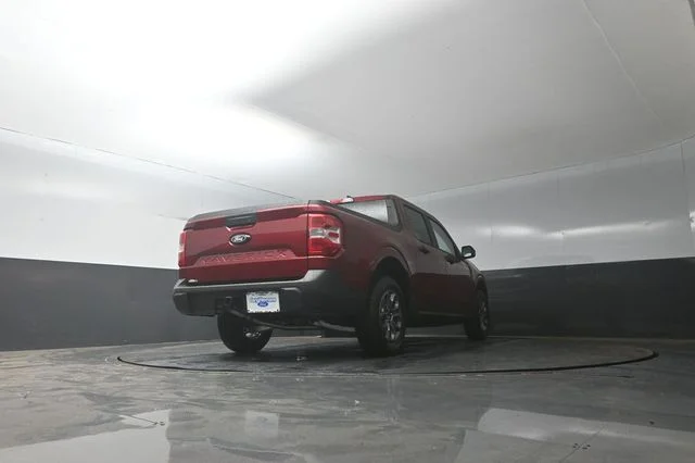 New 2026 Ruby Red Metallic Tinted Clearcoat Ford XLT image 36