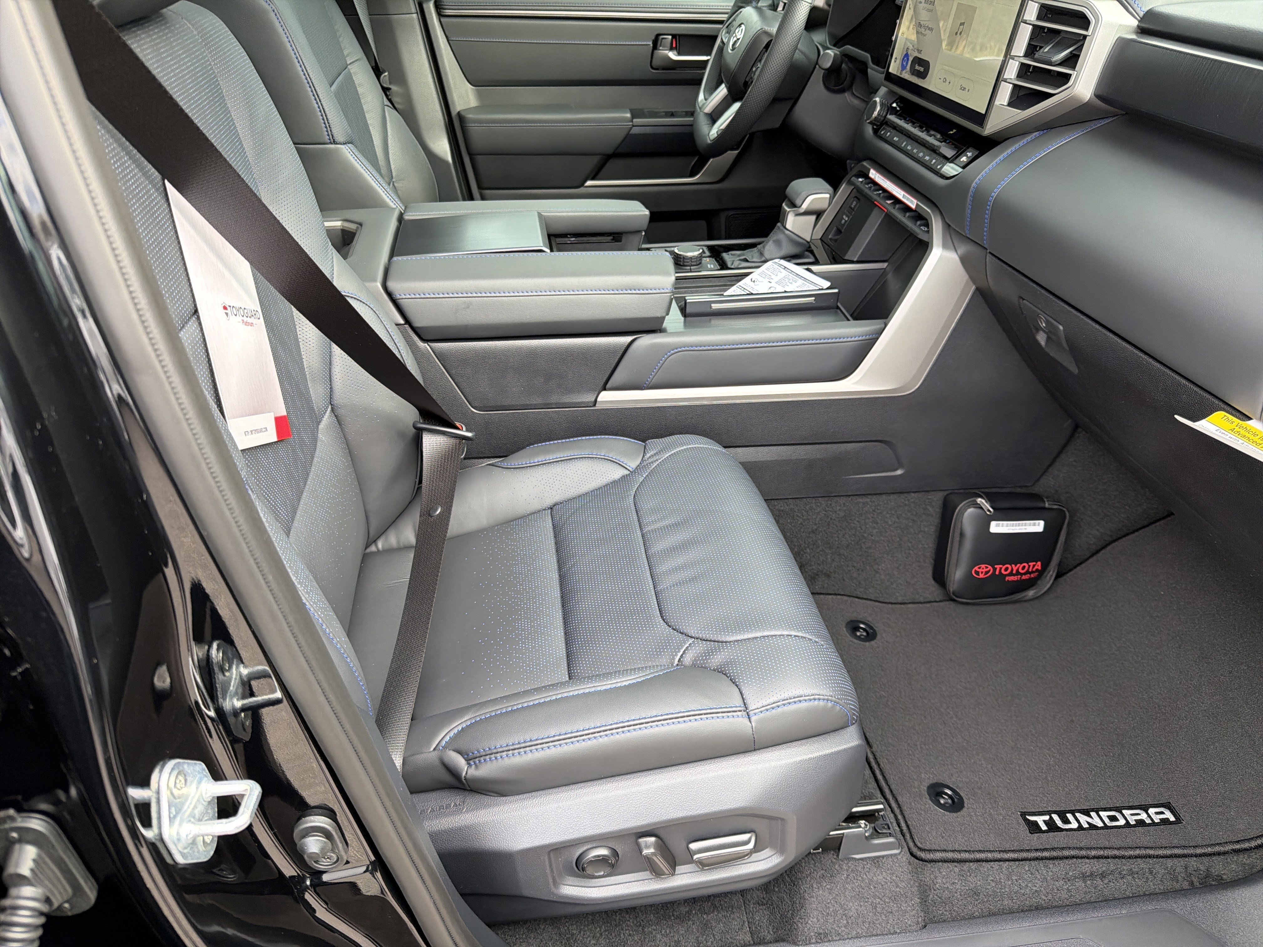 2026 Toyota Tundra Platinum - Photo 24