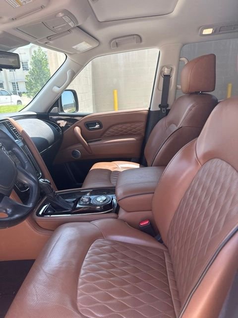 Used 2020 Beige INFINITI LUXE image 8