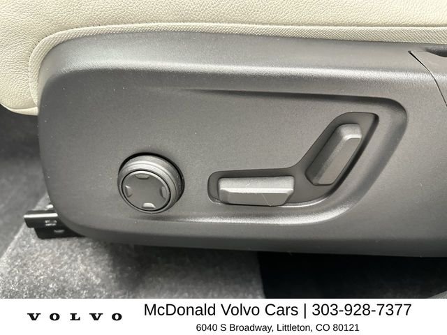 Used 2023 Blue Volvo Ultimate image 12