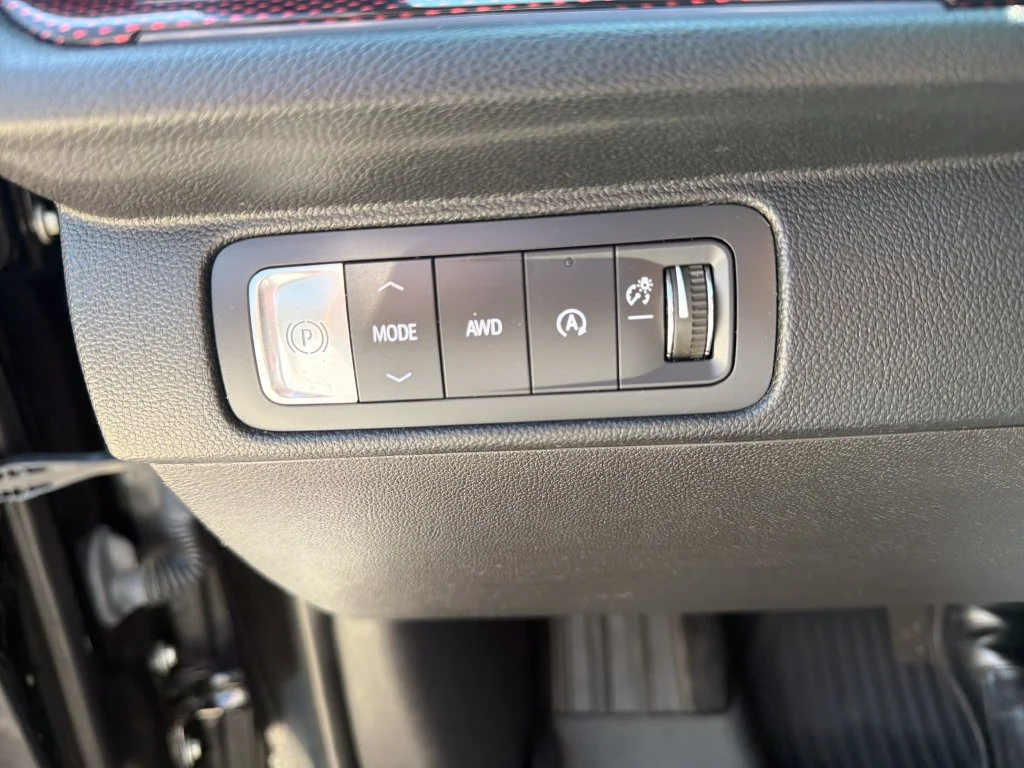 2025 Chevrolet Traverse Z71 - Photo 28
