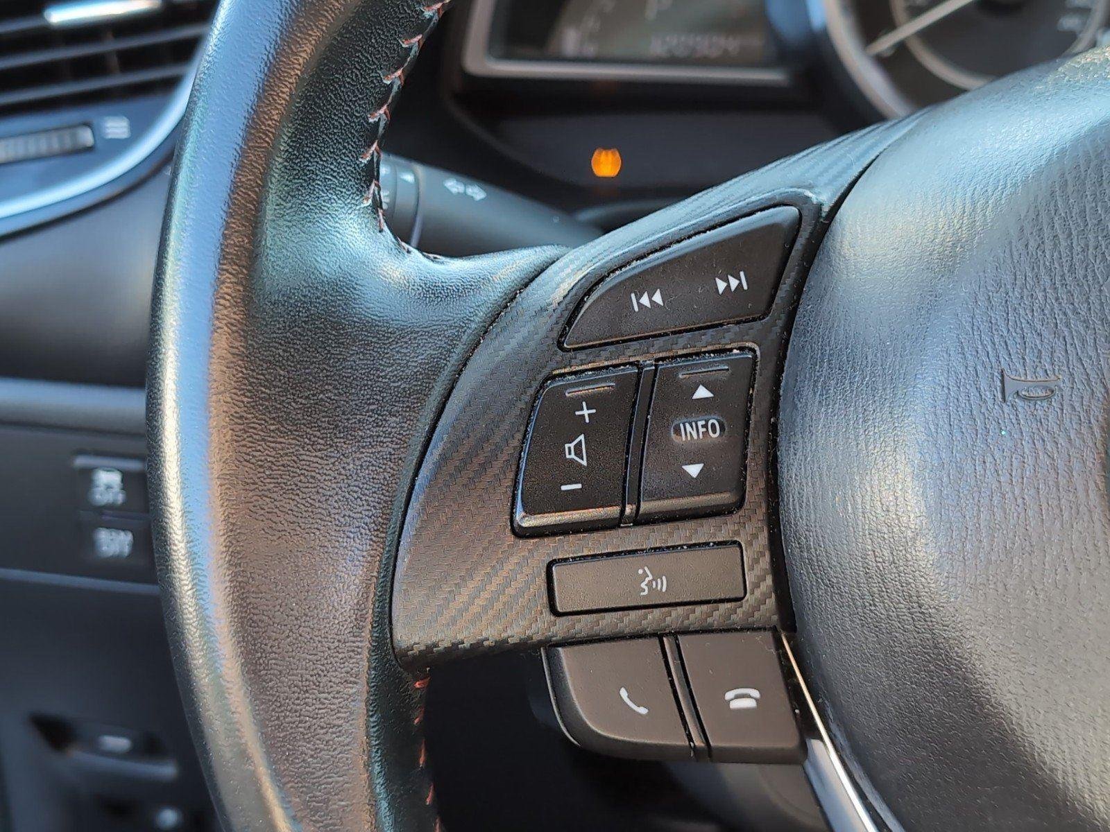 Used 2014 Liquid Silver Metallic Mazda i Touring image 28