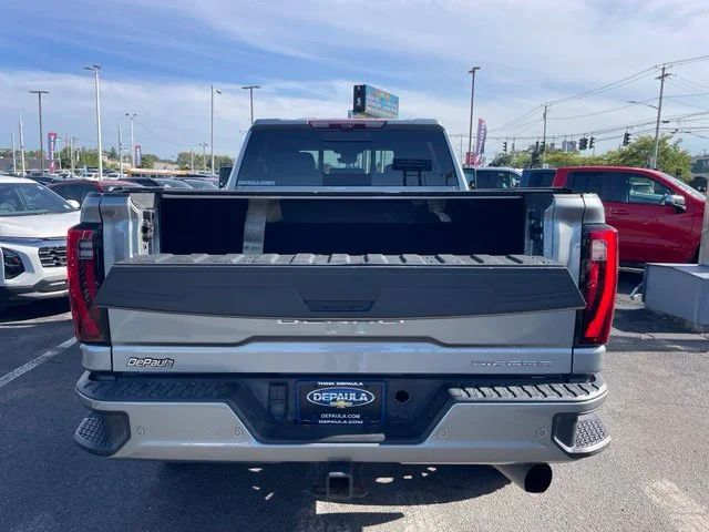 Certified Used 2024 Silver GMC  image 16