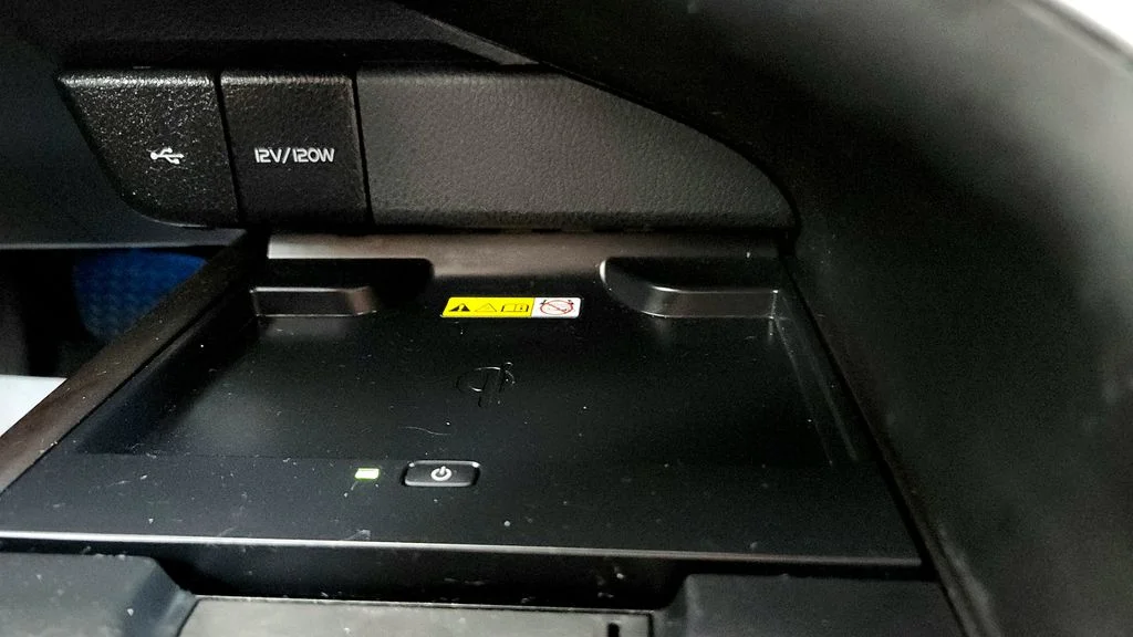Used 2024 Beige Toyota XLE image 33