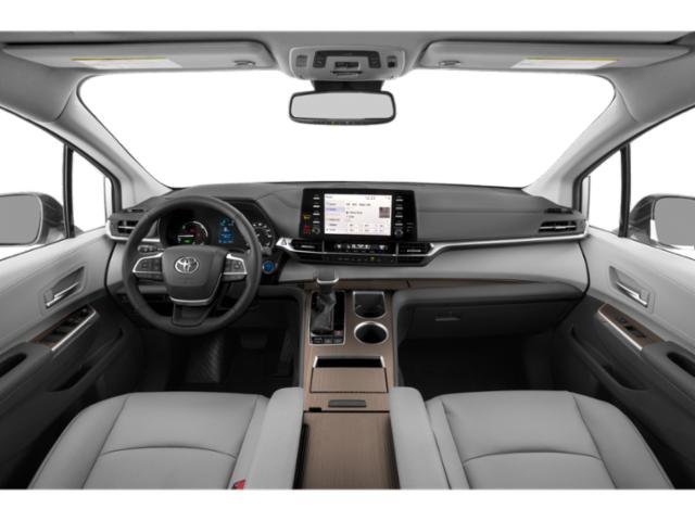 2022 Toyota Sienna XLE - Photo 8