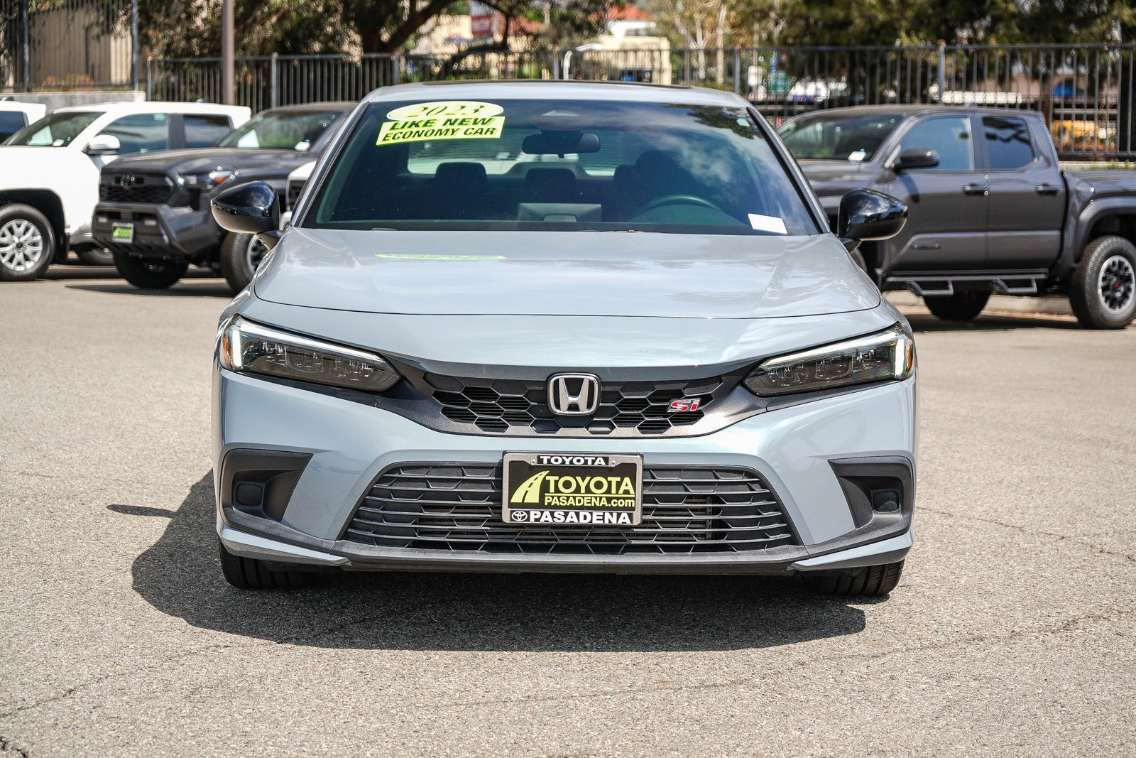 Used 2023 SONIC GRAY PRL Honda 4DR MT image 2