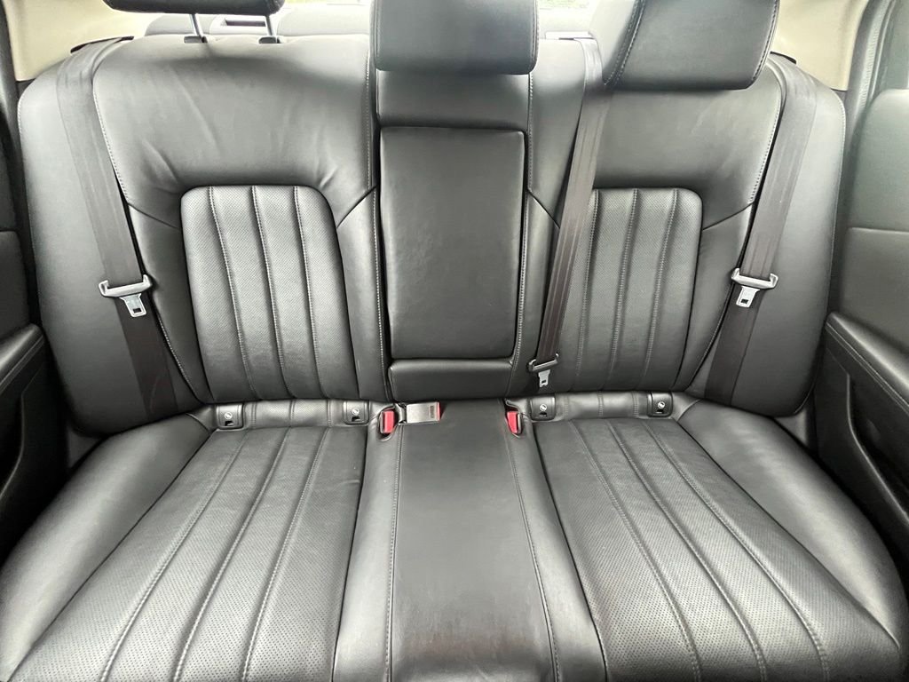 Used 2018 Black Mazda Touring image 28