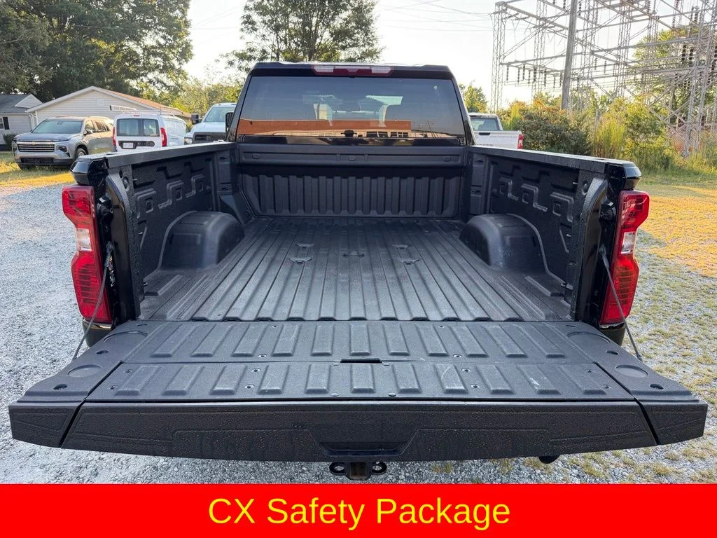 Used 2024 Black Chevrolet Custom image 17