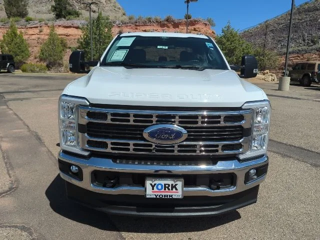 Used 2025 White Ford XLT image 2