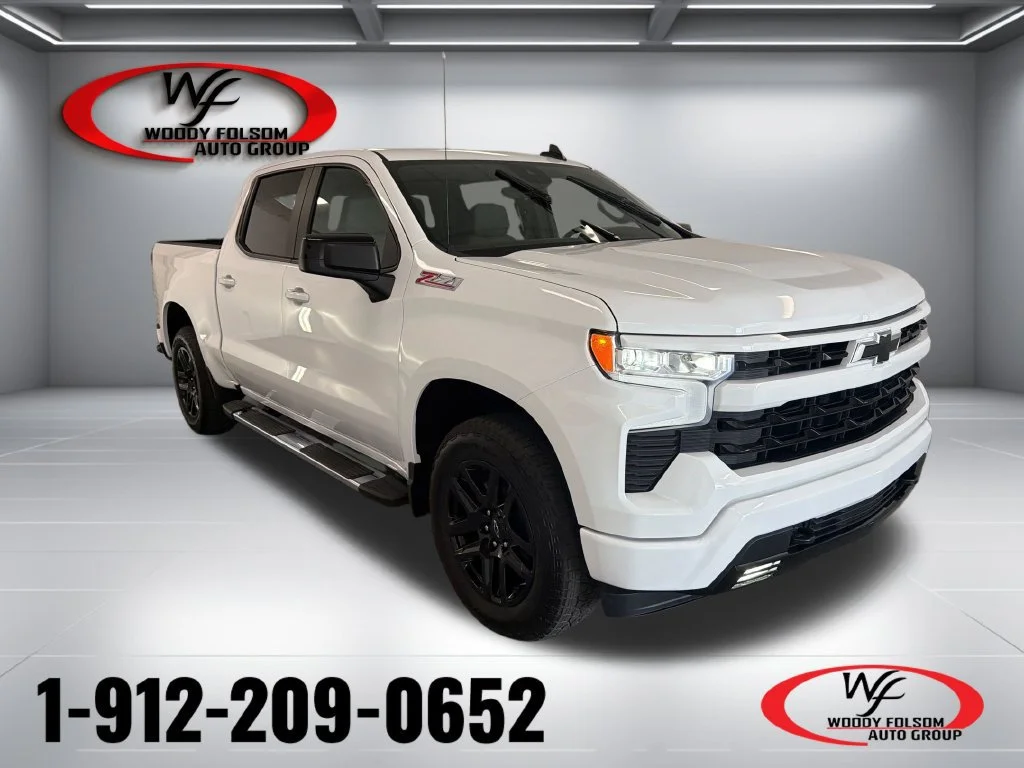 New 2026 Summit White Chevrolet RST image 1