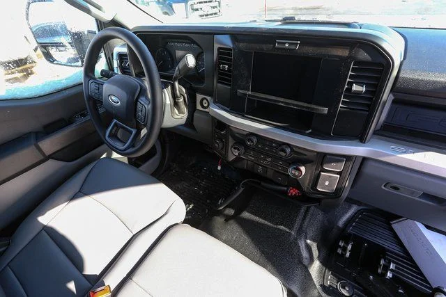 New 2026 Oxford White Ford XL image 14