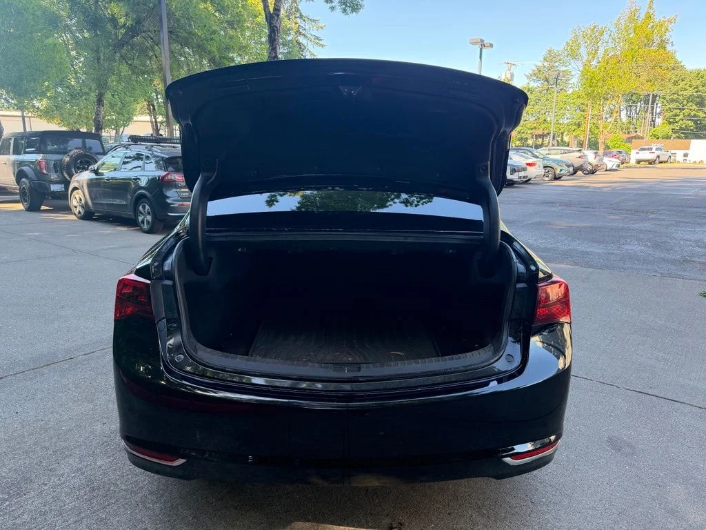 Used 2015  Acura V6 Tech image 16