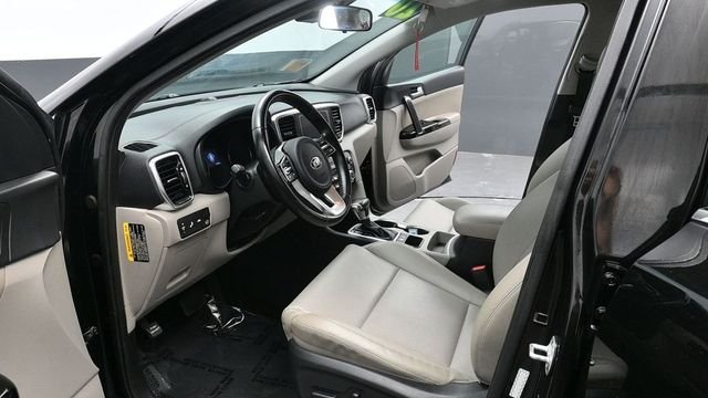 Used 2020 Red Kia EX image 13