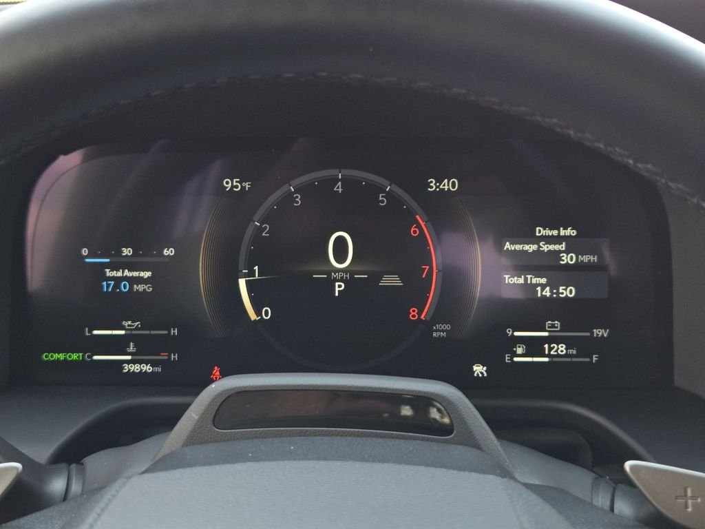 Used 2024  Lexus 550 Luxury+ image 16