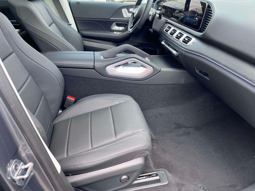 New 2026 Selenite Grey Metallic Mercedes-Benz GLE 450 image 20