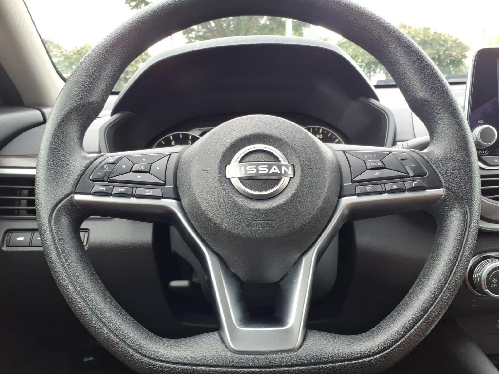 Used 2024 Gun Metallic Nissan 2.5 SV image 23