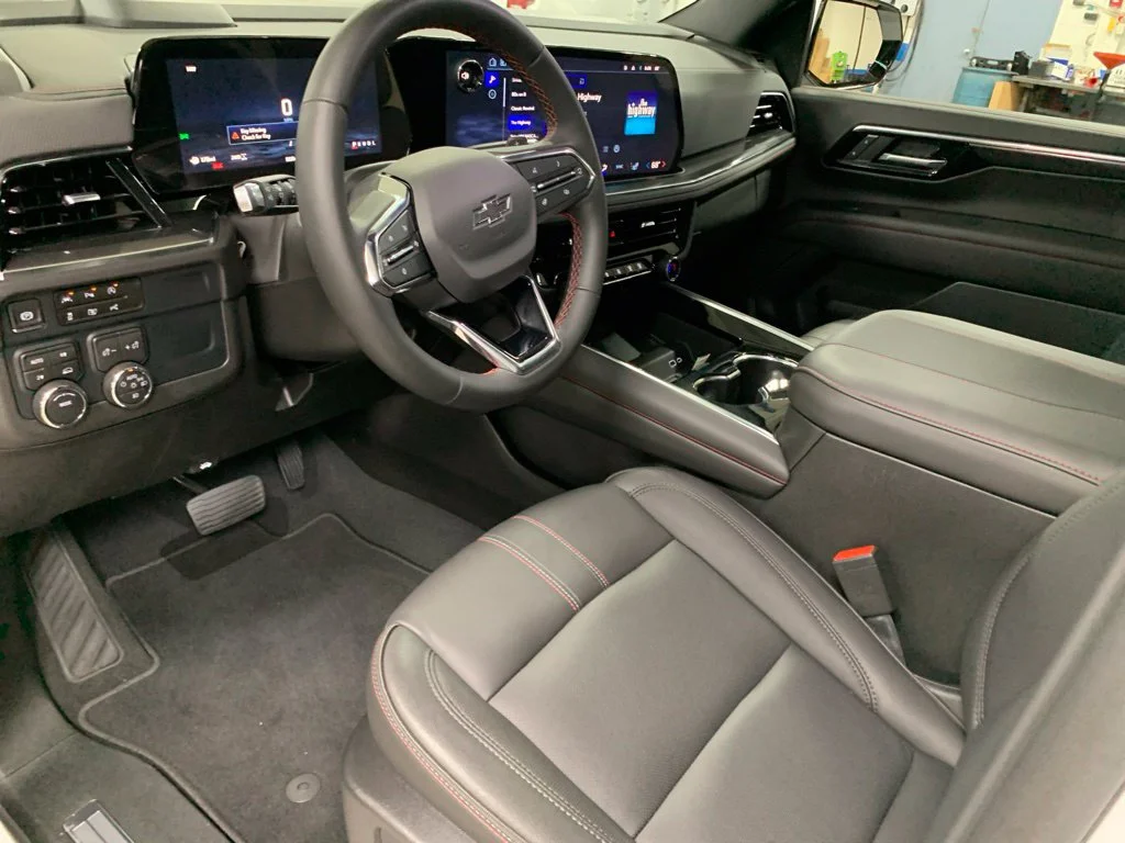 Used 2026 Summit White Chevrolet RST image 34
