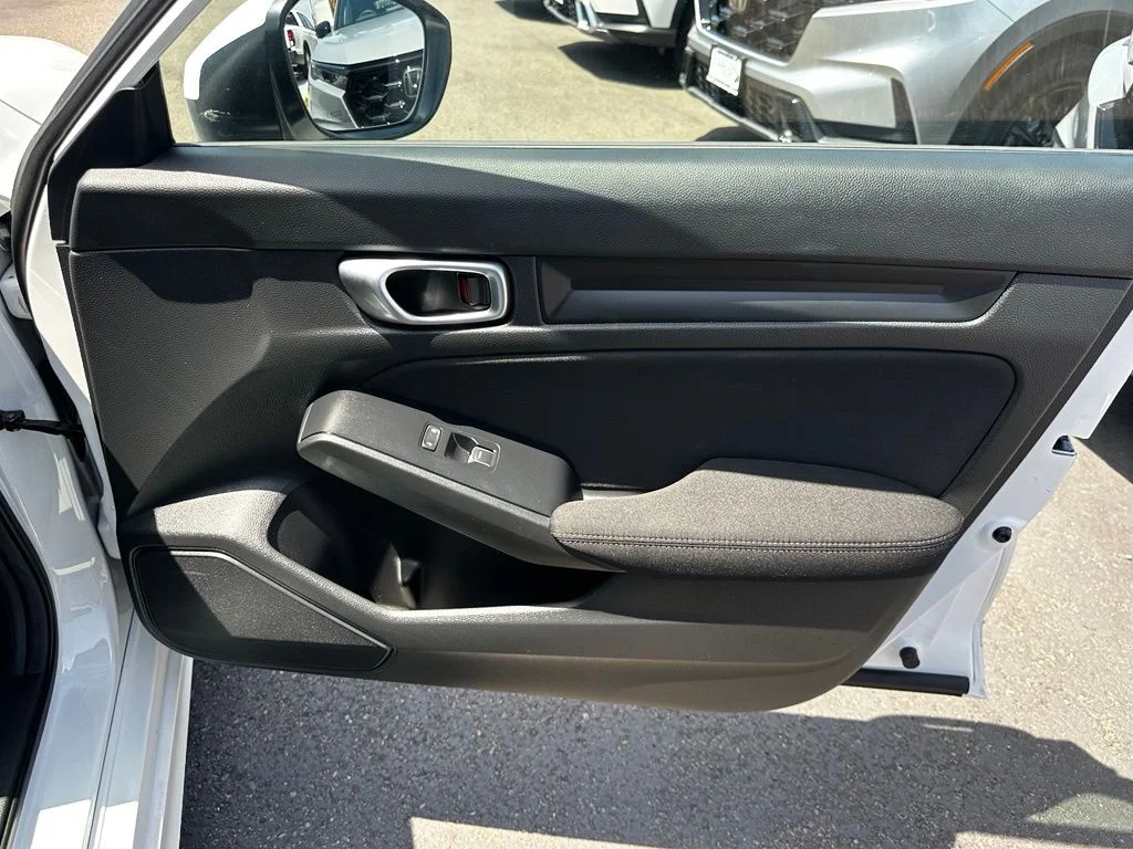 Used 2024  Honda LX image 14