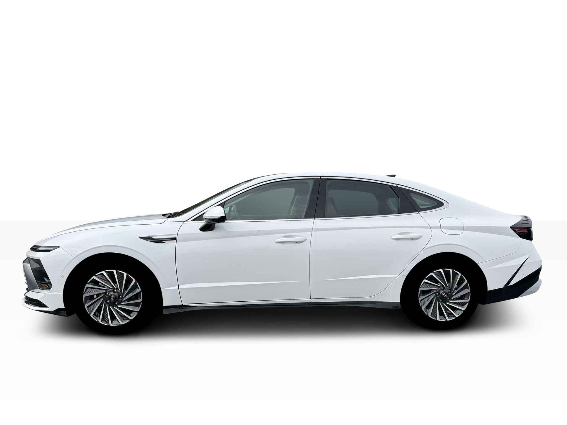 New 2026 Serenity White Hyundai Limited image 19