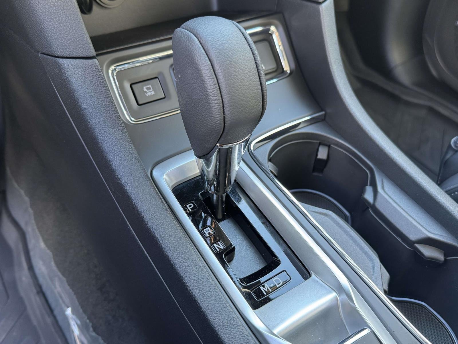 2026 Subaru Ascent Limited - Photo 13