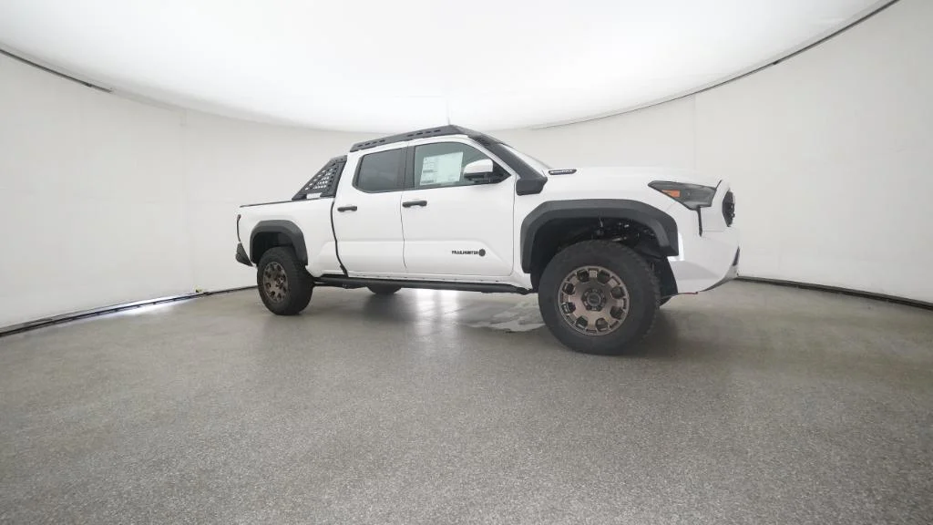 2025 Toyota Tacoma Trailhunter - Photo 18