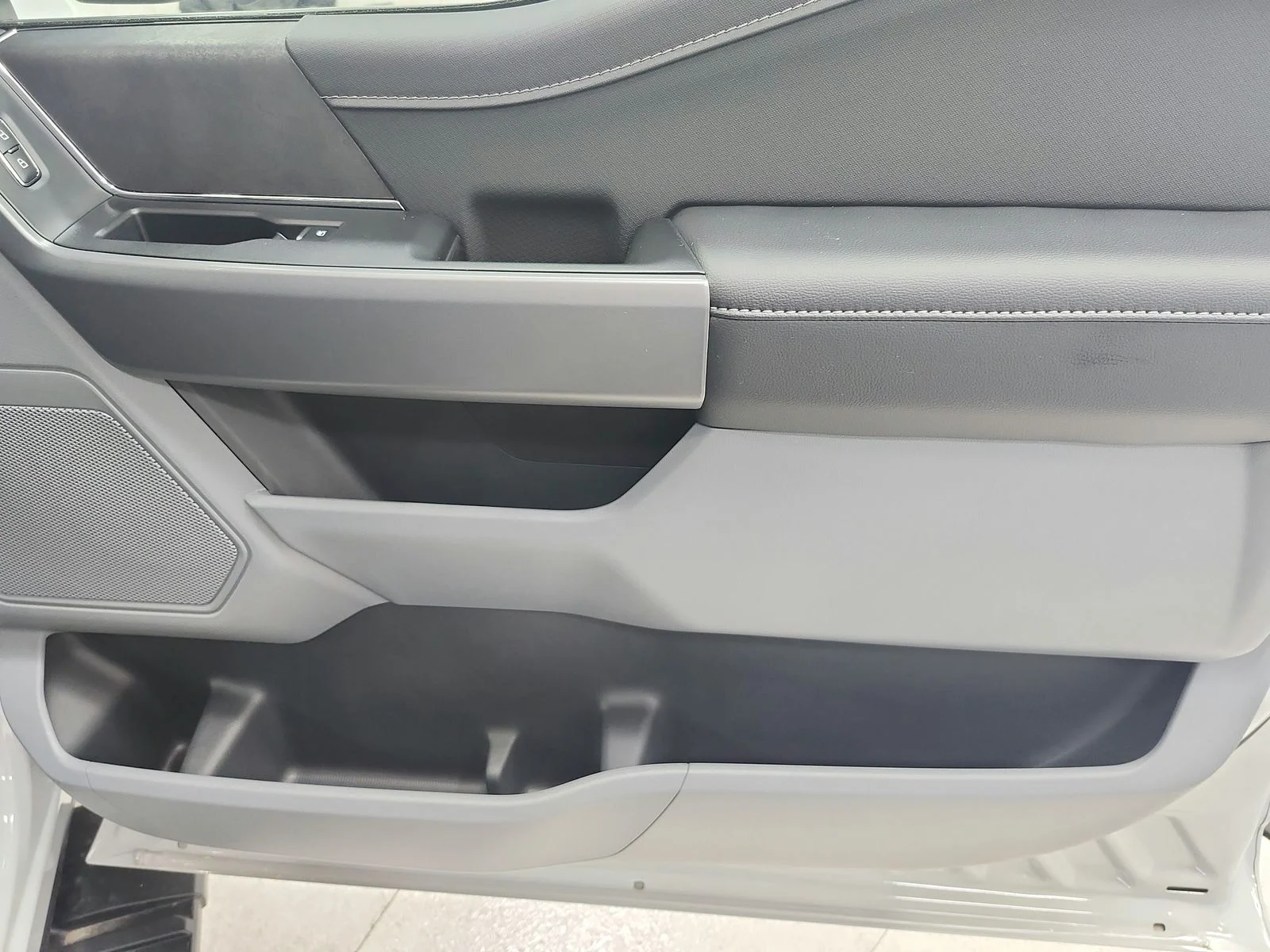 New 2026 White Ford XLT image 42