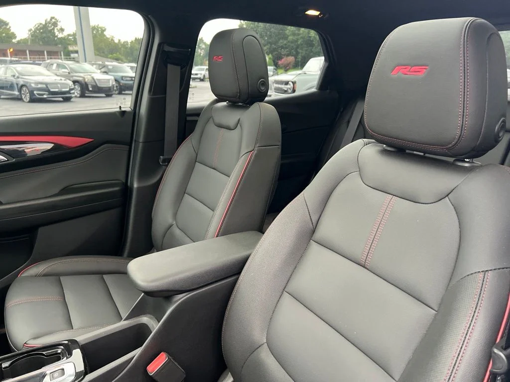 Used 2025 Sterling Gray Metallic Chevrolet RS image 9