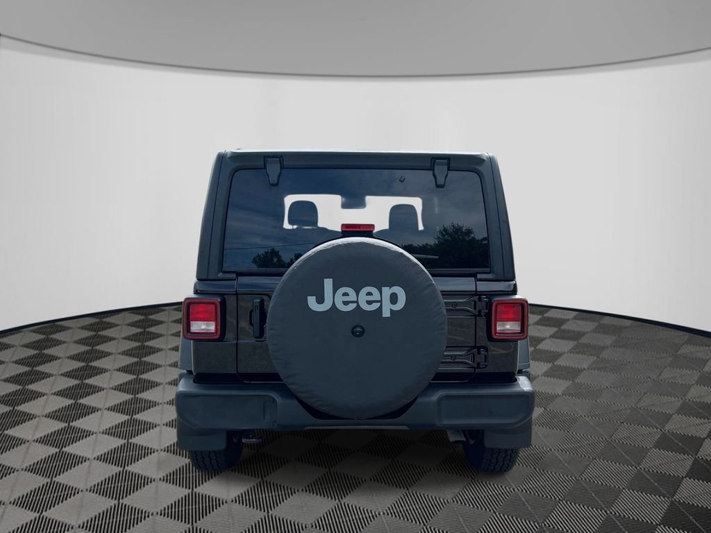 Used 2025 Black Jeep Sport S image 4