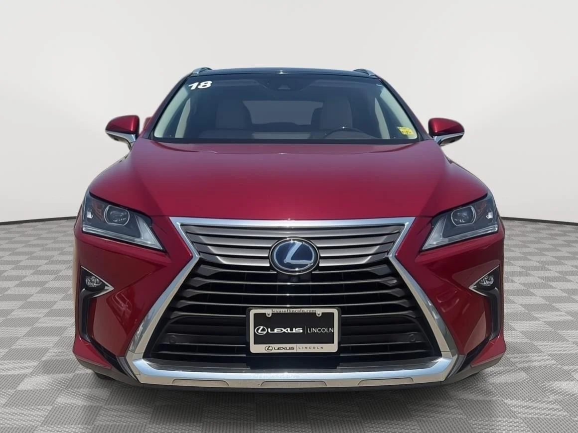 Used 2018 Matador Red Mica Lexus  image 2