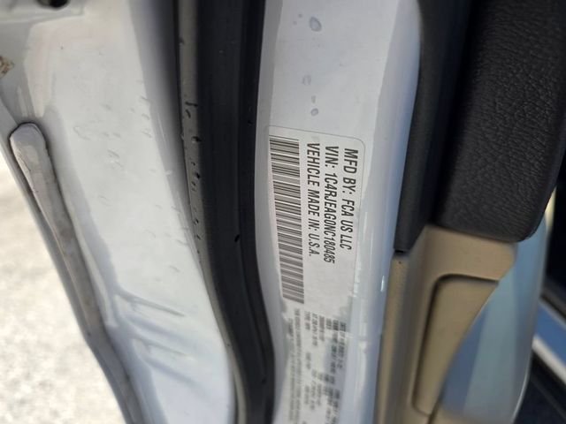 Certified Used 2022 White Jeep Laredo E image 14
