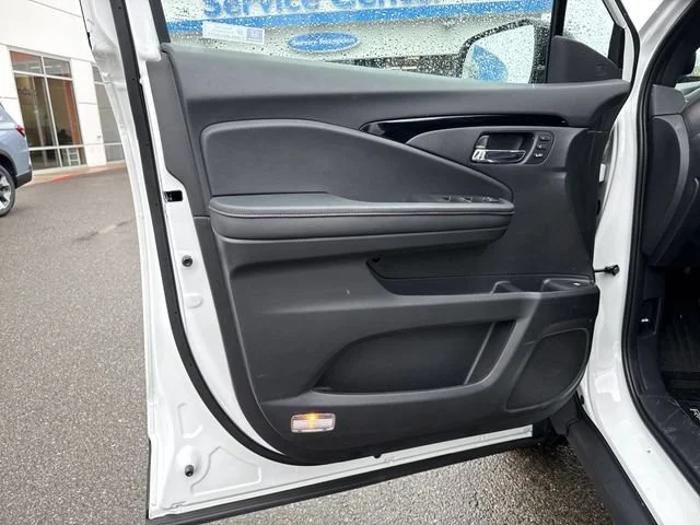 New 2026 Platinum White Pearl Honda Black Edition image 16