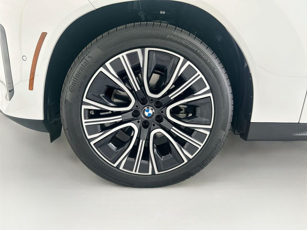 Certified Used 2026 White Metallic BMW 30 xDrive image 28