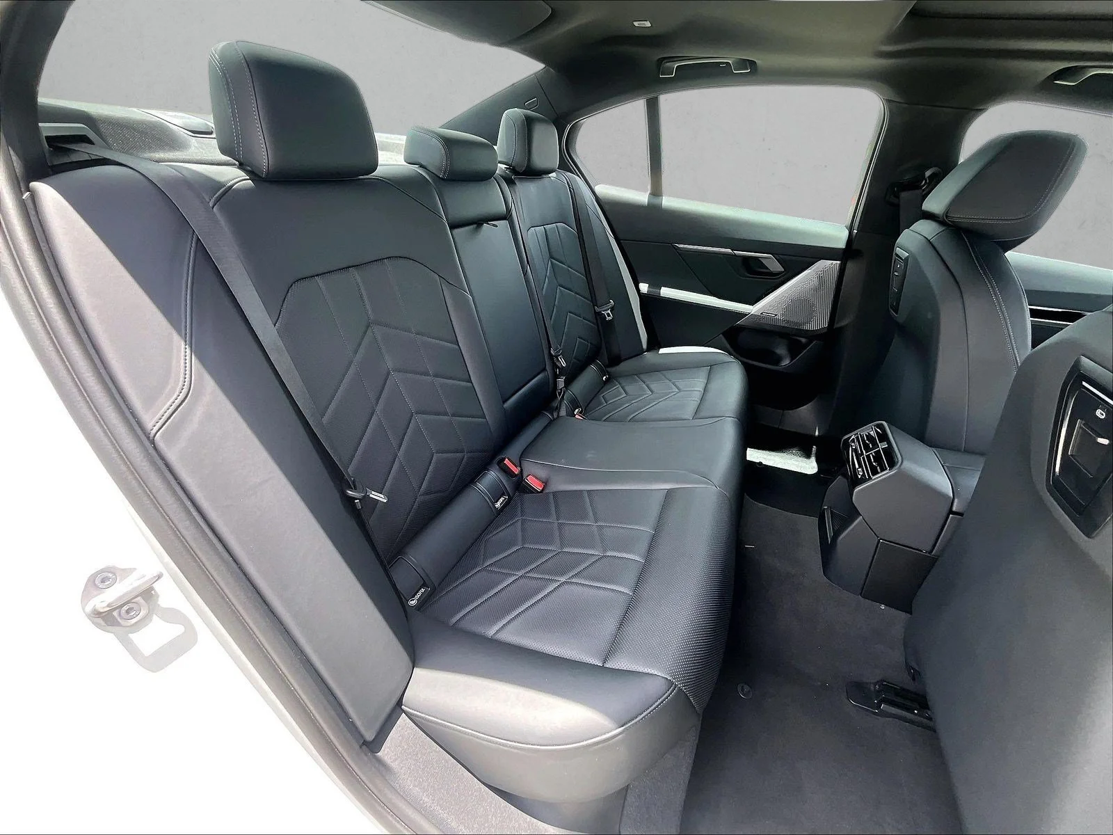2026 BMW 5 Series 530i - Photo 29