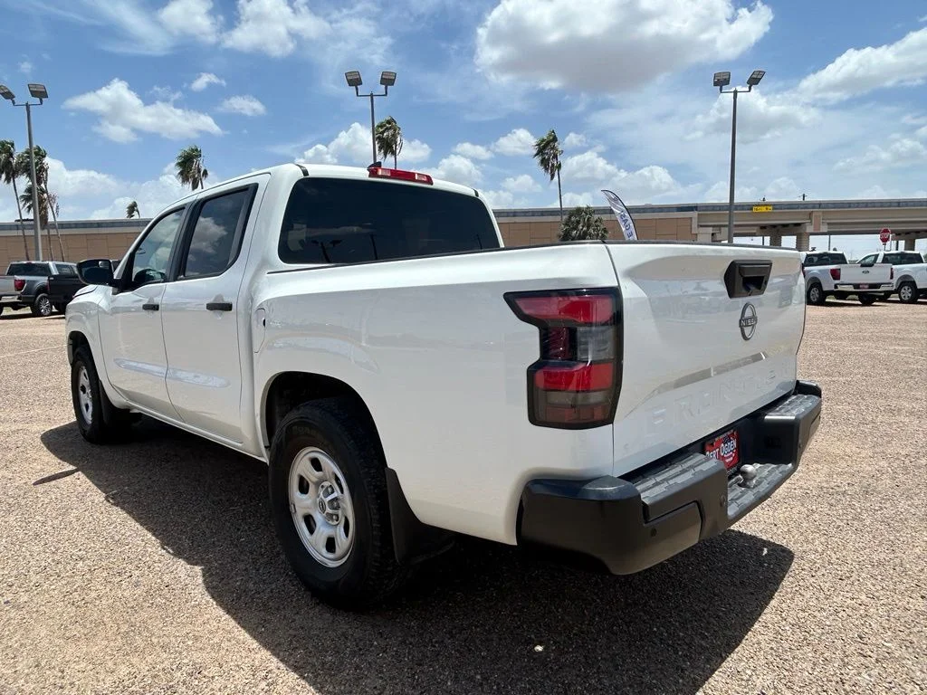 Used 2023 White Nissan S image 4