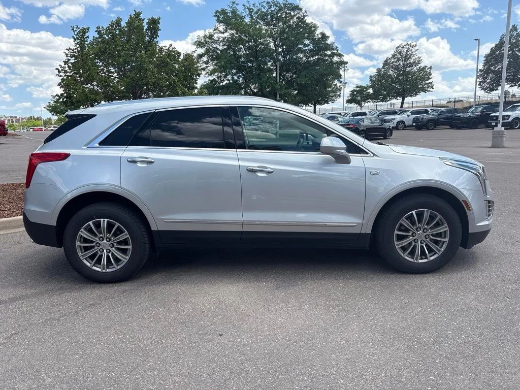 Used 2017 Radiant Silver Metallic Cadillac Luxury image 6