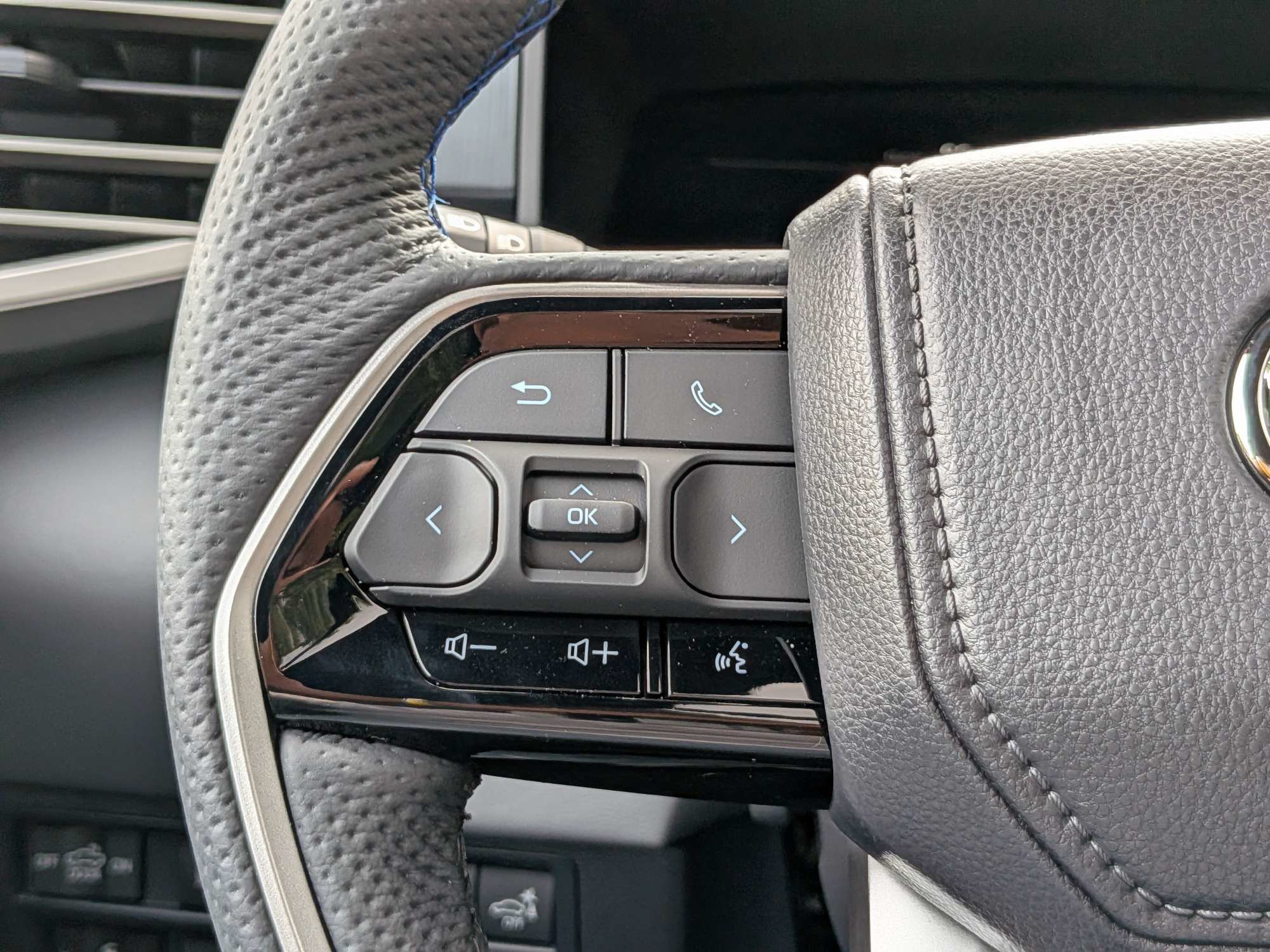 2026 Toyota Tundra Platinum - Photo 26