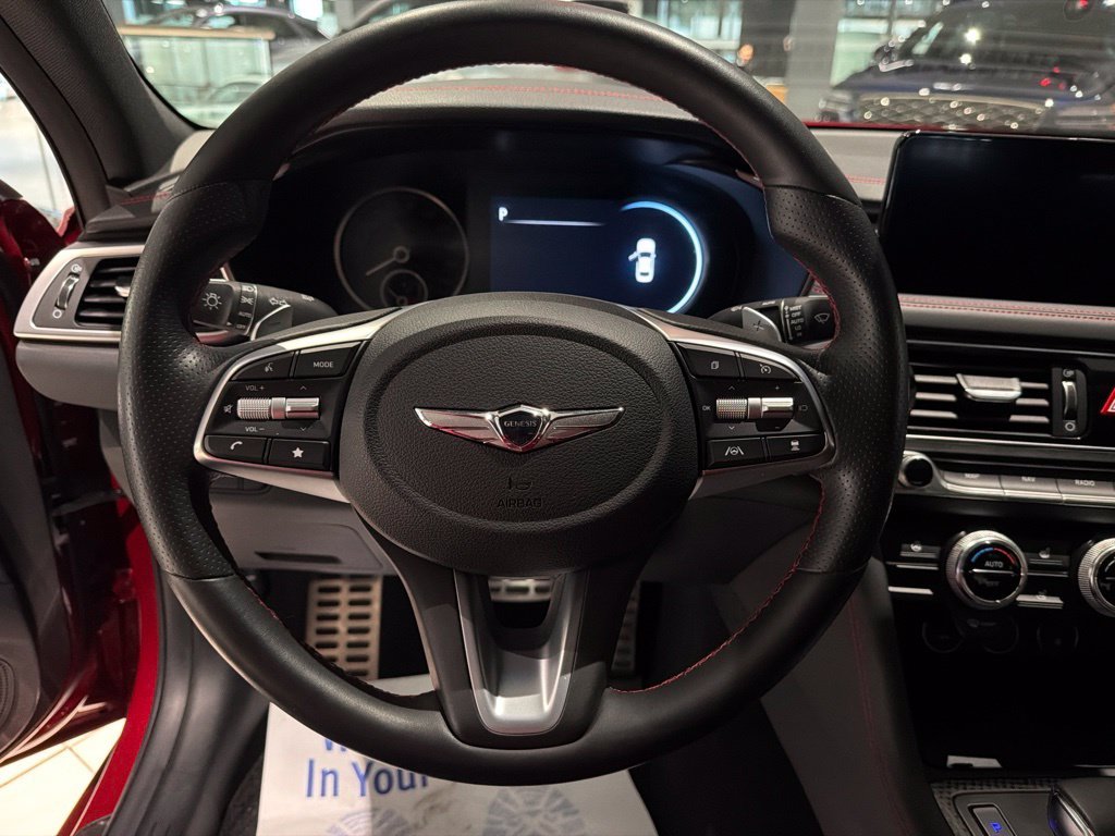 2023 GENESIS G70 Standard - Photo 12