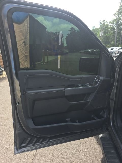 Used 2025 Gray Ford XLT image 8