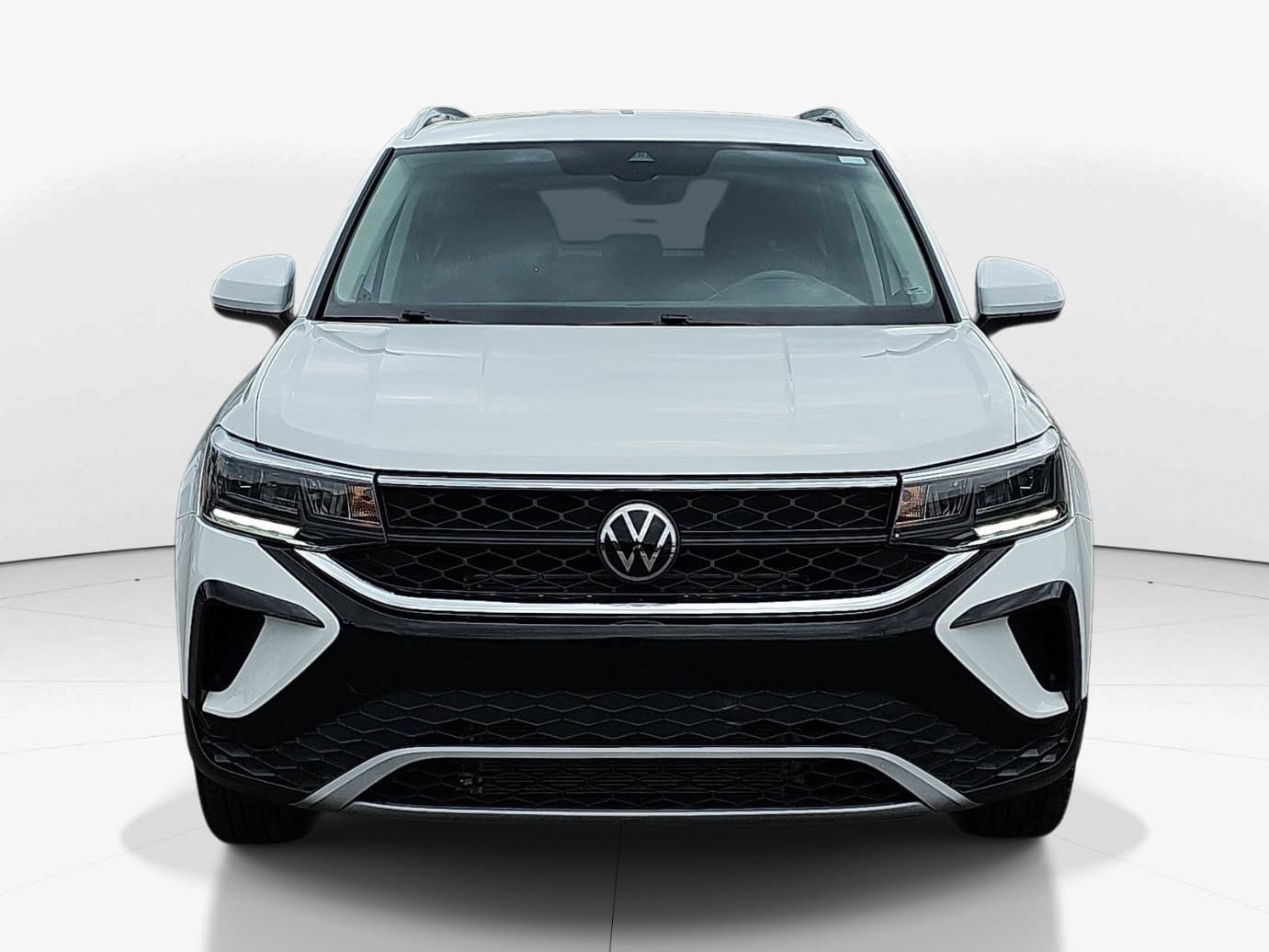 2024 Volkswagen Taos SE - Photo 8