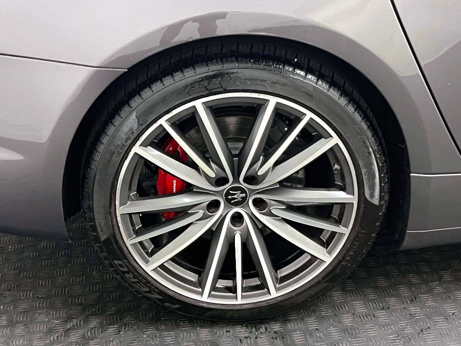 Used 2022 Gray Maserati Modena Q4 image 11