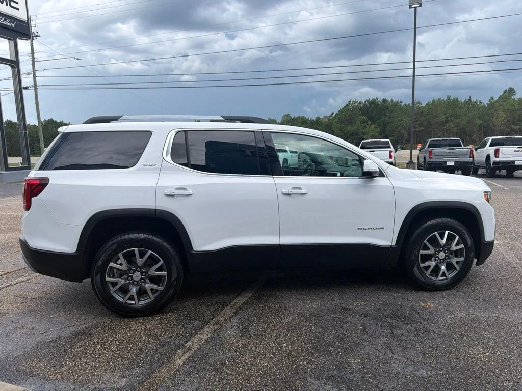 Used 2023 Summit White GMC SLT image 6