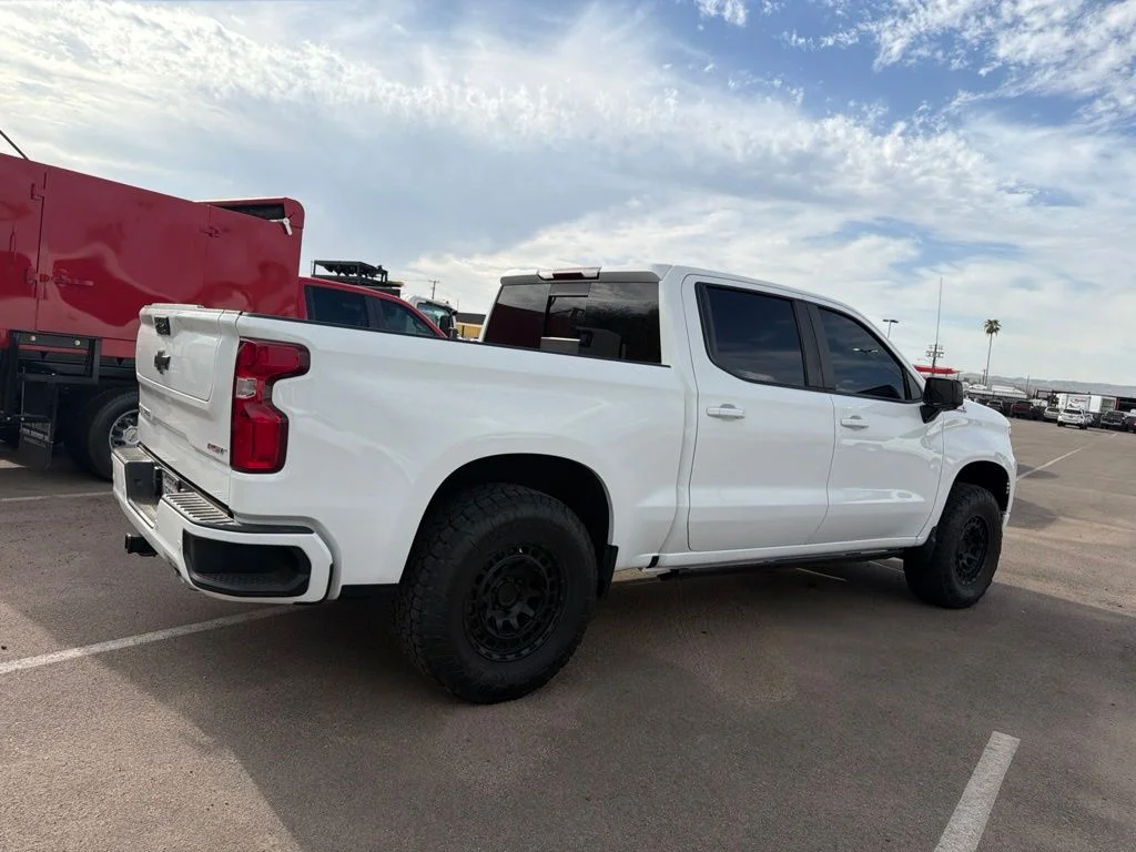 Used 2023 White Chevrolet RST image 9