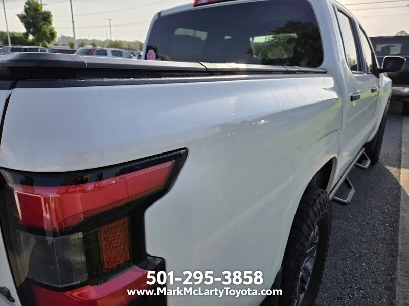 Used 2022 Glacier White NISSAN S image 10